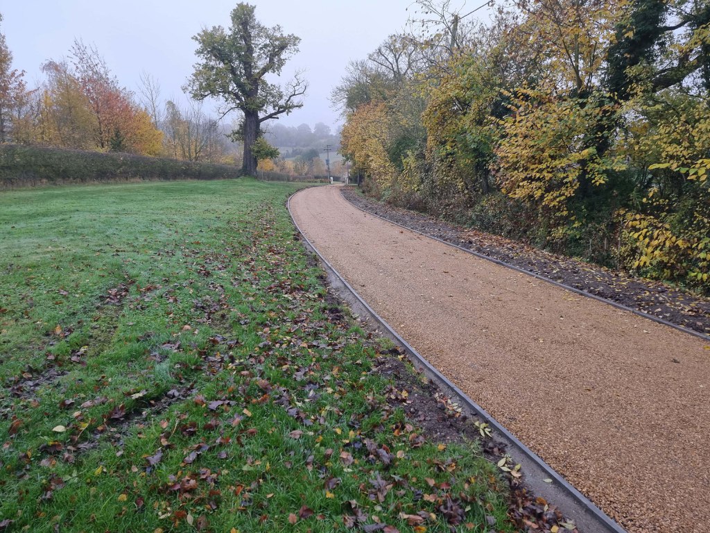 This is a large driveway which has just had a tar and chip driveway installed on by Paddock Wood Driveways